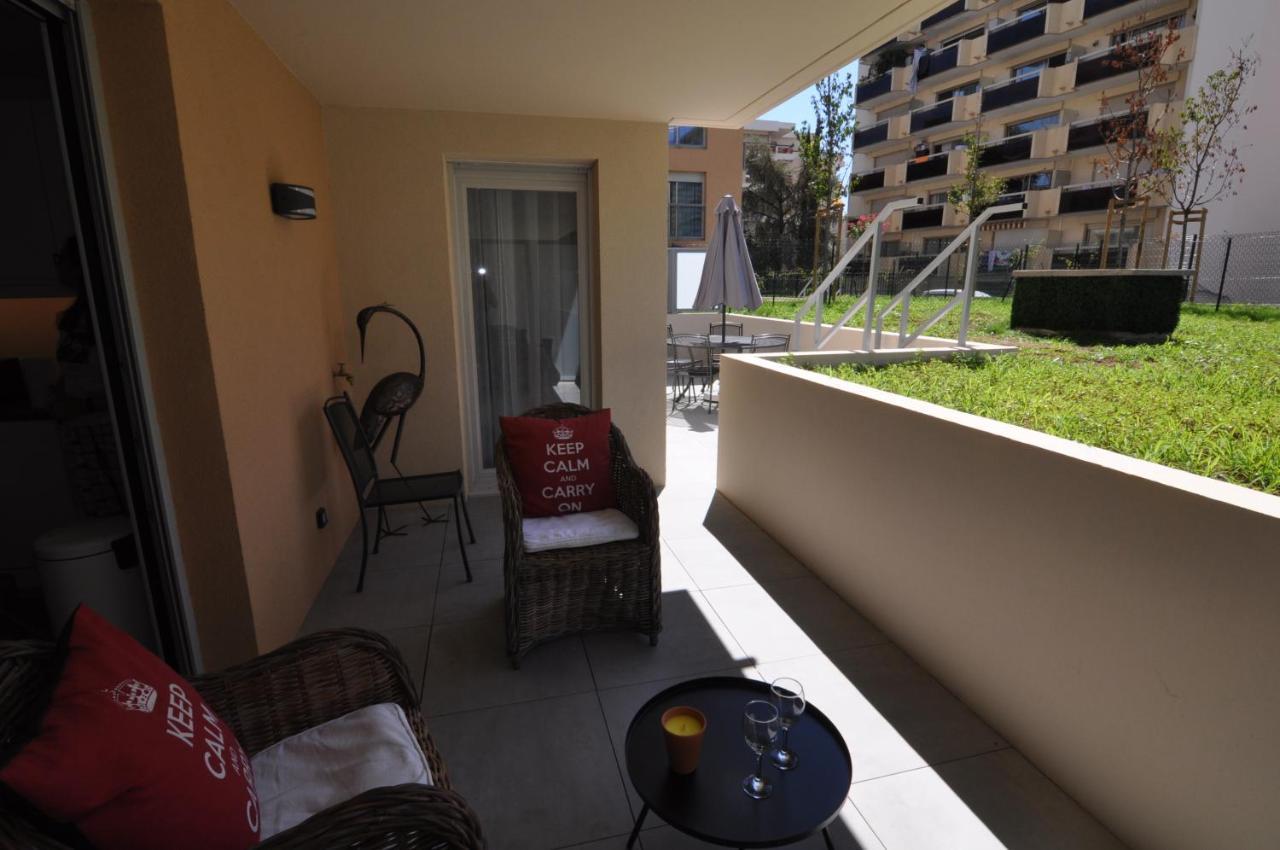 Fantastic Two-Bedroom Apartment - Le Jardin Des Iles Antibes Exterior foto