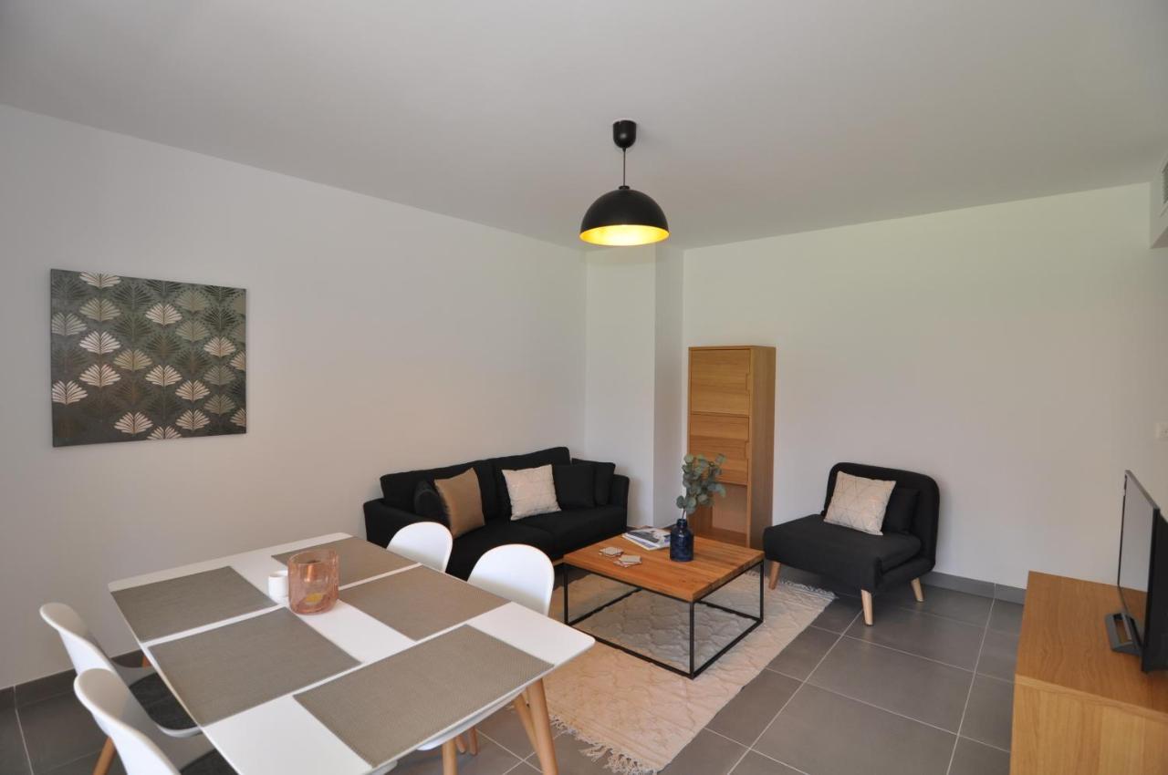 Fantastic Two-Bedroom Apartment - Le Jardin Des Iles Antibes Exterior foto