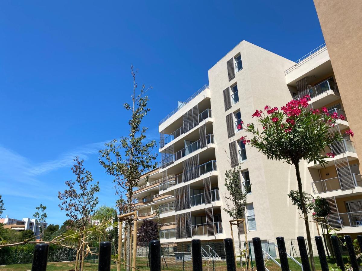 Fantastic Two-Bedroom Apartment - Le Jardin Des Iles Antibes Exterior foto