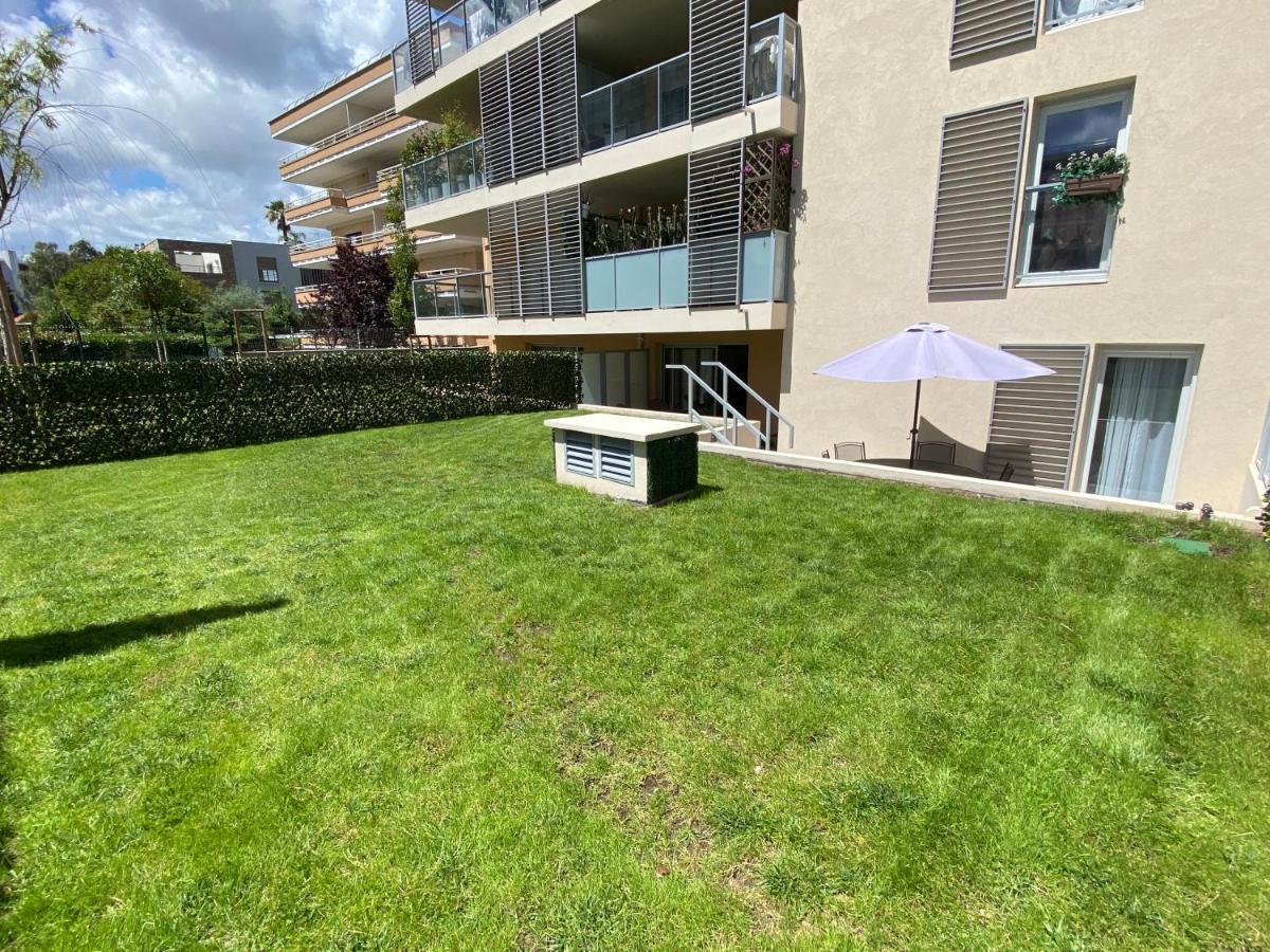 Fantastic Two-Bedroom Apartment - Le Jardin Des Iles Antibes Exterior foto
